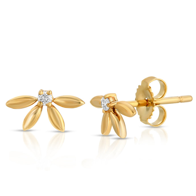 “Fleurette” 14-karat gold flower earring with diamonds