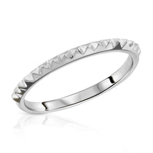 Load image into Gallery viewer, “La pointe” 14-karat gold half eternity ring with spikes