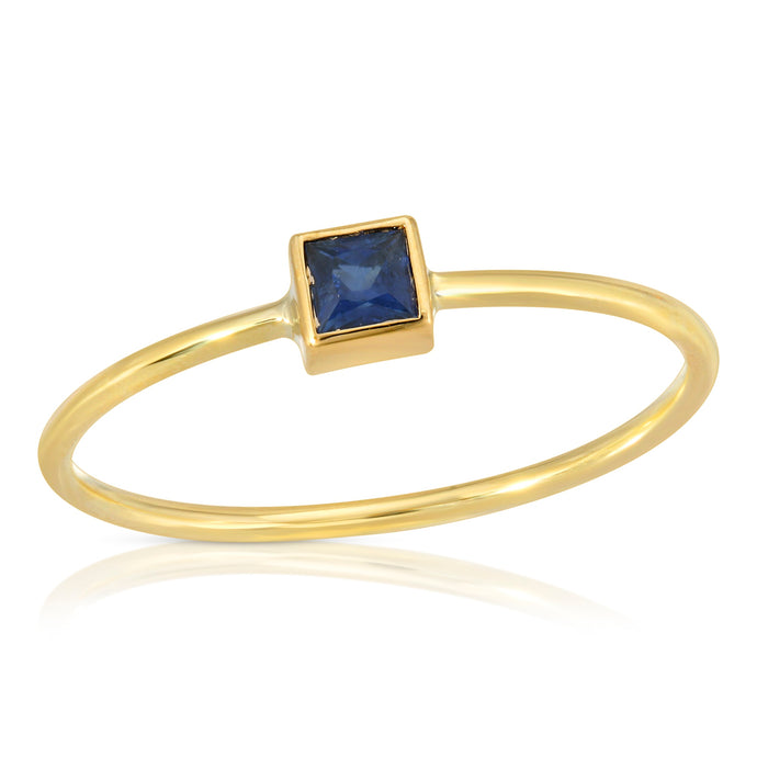“Le Bohémienne” 14-karat gold stacking ring with princess-cut sapphire